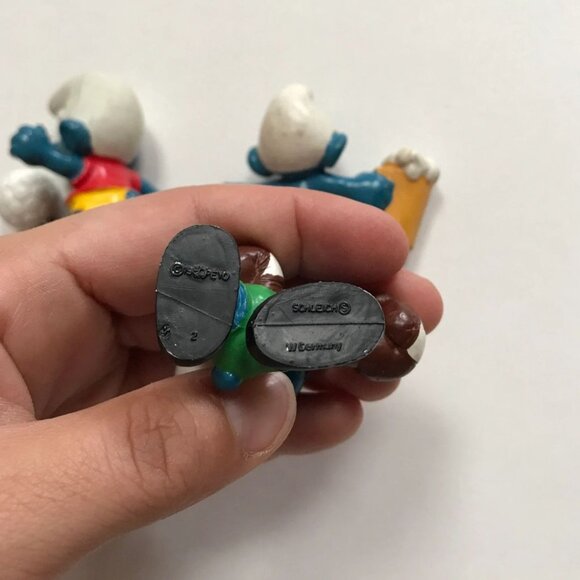 Vintage 1980s PVC Smurfs Figures Peyo Bully - Picture 2 of 3